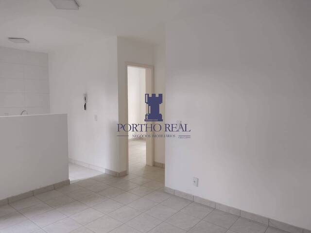 #86 - Apartamento para Venda em Campo Largo - PR - 2