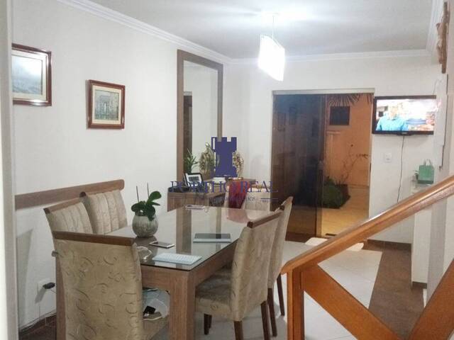 Sobrado para Venda em Campo Largo - 4